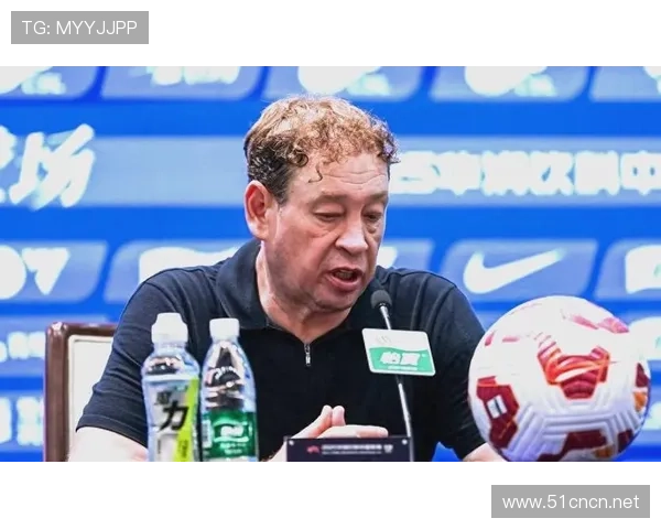 申花统治力崩塌?战术困局已让这支豪门濒临失冠危机! 申花统治力崩塌?战术困局已让这支豪门濒临失冠危机!