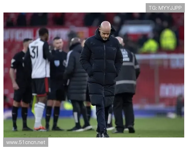 曼联更衣室矛盾持续浮现，对球队状态稳定性形成考验