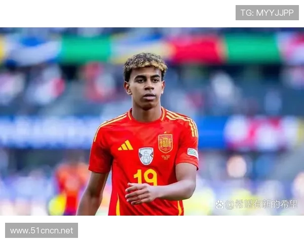 亚马尔与加维出道年龄及早期发展轨迹对比