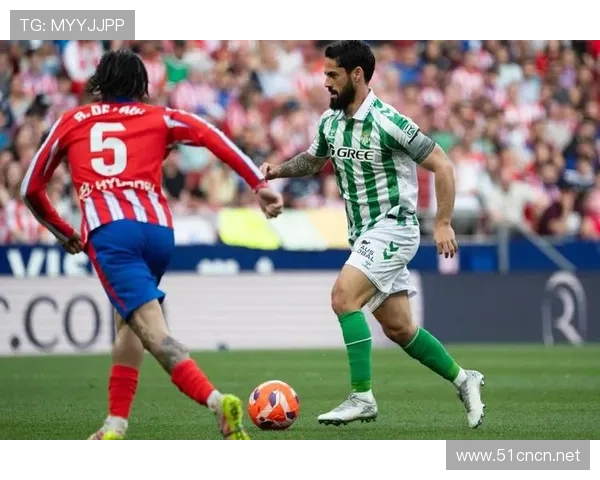 瓦伦西亚传统豪门地位下滑,球队当前竞争力面临考验 瓦伦西亚传统豪门地位下滑,球队当前竞争力面临考验