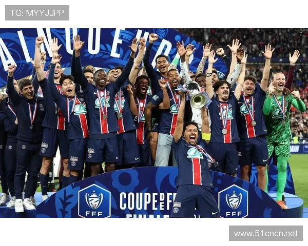 巴黎欧冠冠军目标受到关注,对球队赛季走势形成阶段性影响 巴黎欧冠冠军目标受到关注,对球队赛季走势形成阶段性影响