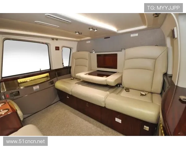 科比家里那个私人影院，大多数人沙发都没见过真模样吧